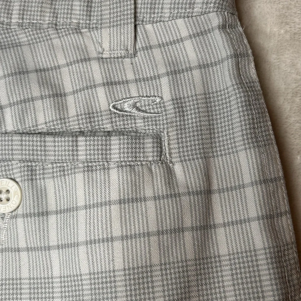 O'Neill Shorts Men's 34 Chino White Plaid‎ Mid Rise Outdoor Casual Flat Front